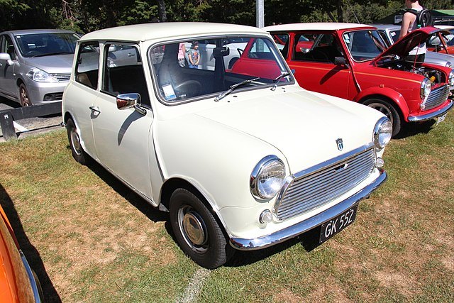 MORRIS MINOR